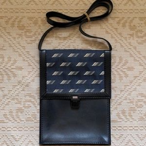 Vintage!🔥Galleries Lafayette🗼Crossbody Bag